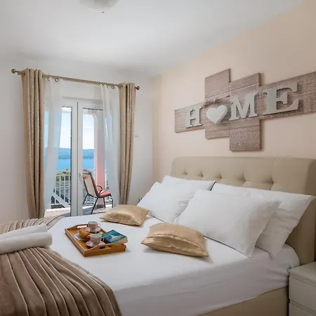Villa Luxury Seafront With Heated Pool, Jacuzzi, Sea View, 150 M From Stanici