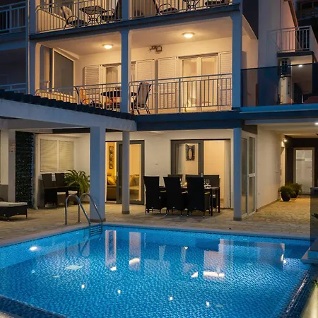 Villa Luxury Seafront With Heated Pool, Jacuzzi, Sea View, 150 M From *